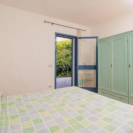 Isa-residence With Swimming-pool In Cala Girgolu, With Private Outdoor Area Aparthotel